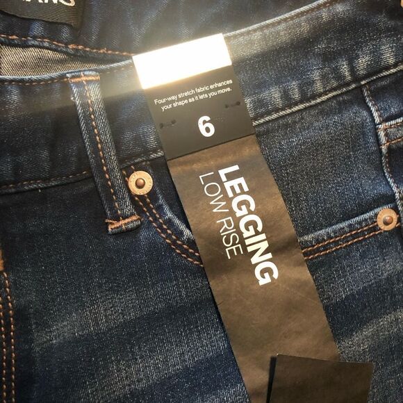 NWT! Express jeans leggings low rise. - Picture 5 of 10